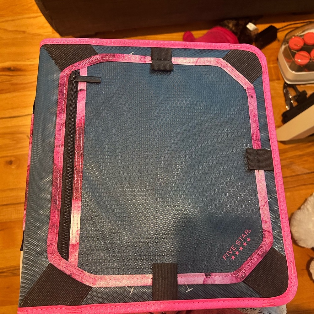 Five Star Pink and Black binder/ organizer